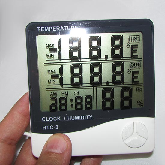 دماسنج و رطوبت سنج دیجیتال سنسور دار سه خانه مدل HTC-2